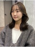 ミディアムレイヤー　ブリーチなしベージュカラー　韓国ヘア