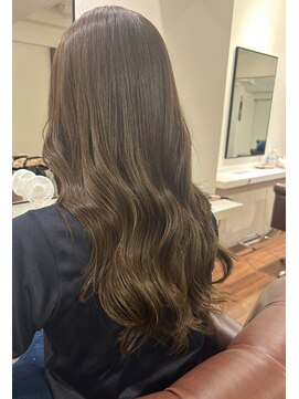 インビテーション(invitation) マットベージュカラー