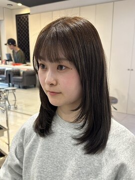 ノア(no_a) ミディアム×レイヤーカット 20代30代40代