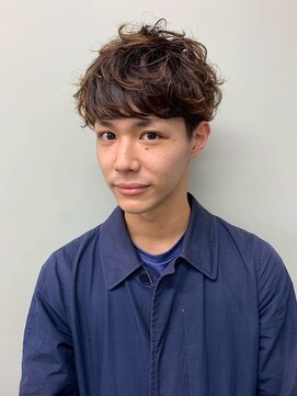 アワーズ 南青山(Our's) ブルーブラック/フェザーパーマ/スパイキーショート[南青山]