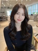 20代レイヤーカット◎韓国風センターパート小顔効果◎秋冬カラー