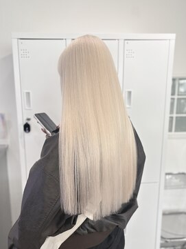 カラ 京都河原町(Kala) ホワイトブロンド/ブロンド/ケアブリーチ