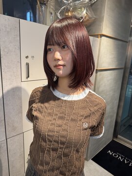 エマノン(EMANON) 福岡天神 レイヤーボブ ブリーチなしカラー ワインレッド