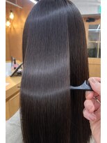 ヘアースペースブルーム プリュス 石橋店(HAIR SPACE BLOOM plus)&nbsp;【石橋阪大前/ショート】縮毛矯正、髪質改善
