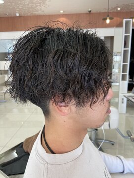 アール 滝ノ水店(#arl) 波巻きツイストスパイラルパーマツーブロック