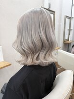 アメリ(AMELIE)&nbsp;【山岡拓也】次のカラーもなんでもできます！ホワイトシルバー