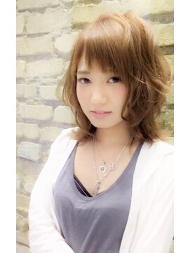 ビーハイブ 一番町店 アヴェダ(BEHIVE) クール&フェミニン☆ミディ