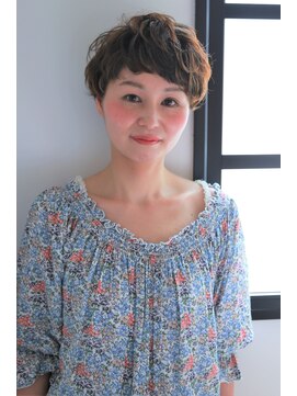 フェリチタ ひばりヶ丘(FELICITA) 大人女子の前髪パッツンスタイル
