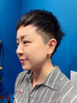 ムーンアディション(MOON ADDITION) ツーブロック