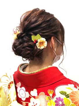 アヤジン Ayajn アレンジヘア　成人式　アップ