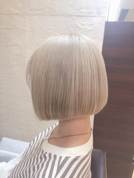 コル(col oodori) ホワイトベージュ