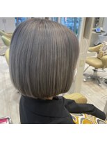 ビス リアン 川口店(Vis lien)&nbsp;ホワイトカラー/アッシュグレー/ケアブリーチ/