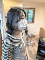 ヘアーホームイロ(Hair Home IRO)&nbsp;切りっぱなしボブ×イヤリングカラースモーキートパーズ