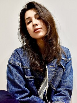 ブゾン(buZon) くせ毛風ゆるふわロング