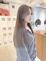 スリー(three)&nbsp;cream beige