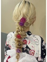 ヘアメイク ギャリス 北新地店(HAIR MAKE SALON Gallis) 編み下ろしスタイル☆