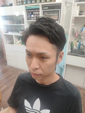 トリイ(TORII) 2ブロックショート・かき上げアップバング