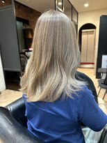 ハーツ(Heart's)&nbsp;白髪ぼかし脱白髪染め似合わせショートボブ40代50代60代