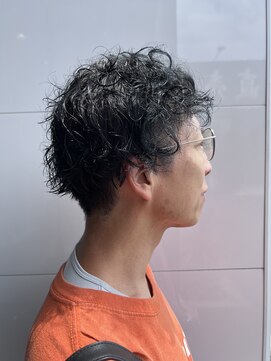 ウシワカマル ミライ(USHIWAKAMARU MIRAI) ツイストスパイラルパーマ