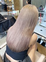 サンク 原宿 表参道(cinq)&nbsp;原宿ベージュカラーミルクティーベージュブリーチダブルカラー