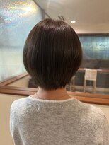 クレマチス(Clematis)&nbsp;小顔効果のあるスタイルです