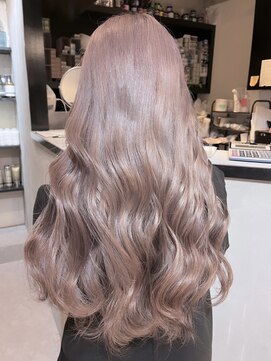 ペレ 渋谷(PELE) イメチェン/ホワイトブロンド/外ハネボブ/ワイドバング/渋谷