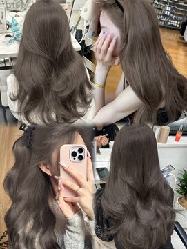 アマトウキョウ アユンチェ(AMA TOKYO×AYUNCHE) アッシュグレージュ  オリーブグレージュ  透明感カラー