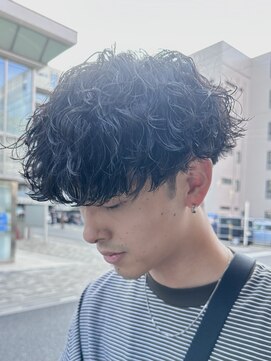 オーガニック アトリエ 大宮(organic+atelier) ツイストスパイラルパーマセンターパートメンズマッシュウルフ