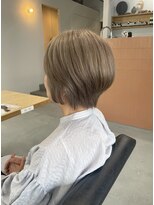 リブ(LIV)&nbsp;ミルキーグレージュ/脱白髪染め/ハイトーンカラー