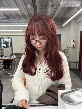 ニコ トウキョウ 渋谷(nico TOKYO) ダブルカラーチェリーレッドピンクブラウン韓国レイヤーロング