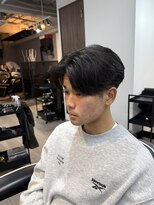 ロエメンズ(LOE men’s)&nbsp;リバースセンターパート/ニュアンスパーマ/ダウンバング