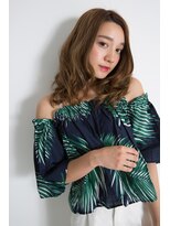 エスアンドエフ美容室 松富店(S&F) 大きめ無造作ウェーブの大人かわいいフェミニンミディ