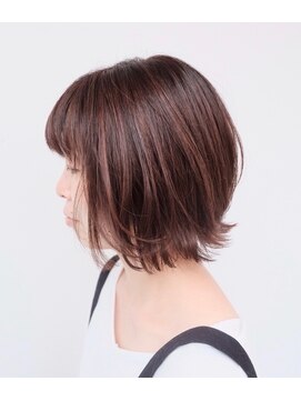 ピントヘアーワークスソウコ(PINT HAIR WORKS SOKO) 切りっぱなし ボルドー