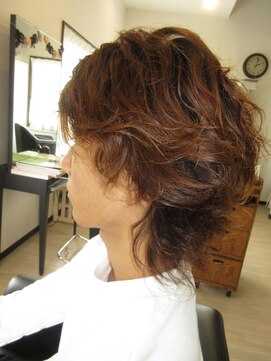 コア フィール ア デイ(COIFFURE A DAY) ゆるウェーブ