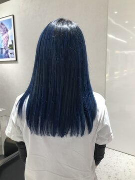 アース 札幌駅前店(HAIR&MAKE EARTH) ブリーチ2回のブルー系カラー
