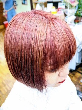 美容室 ヘンリ― 色っぽふんわりボブ