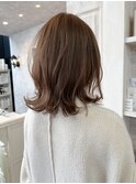 福山市美容室Caary人気 カーキベージュ切りっぱなしミディアム