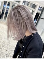 クアトログランシュ ひたちなか店(QUATRO×GranCieux)&nbsp;シャドールーツ　【ひたちなか/ブリーチ/デザインカラー】