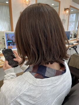 ラフューネ ヨコハマ(Raffune Yokohama) 切りっぱなし外ハネボブ/RffuneYokohama /秋林燎人