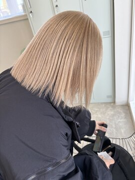 ソル 栄矢場町(SOL) White beige