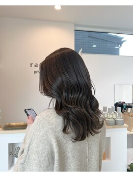 ラカン(racan) 艶グレージュ