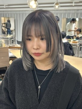 ハイル(Heil) 《kana》*レイヤーカット*グレージュ*グラデーションカラー*