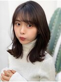 【F】ゆるふわミディアムに合わせ小顔前髪カット