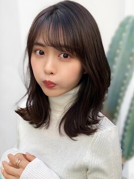 レイリー 原宿 表参道(Rayreee) 【F】ゆるふわミディアムに合わせ小顔前髪カット