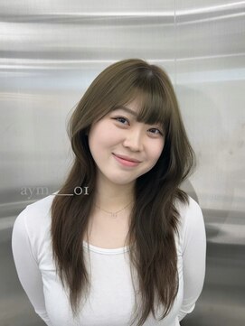 ウルスバイバレット 銀座(Urus by VALETTE) ハッシュカット×オリーブベージュ