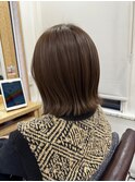 切りっぱなしボブ × グレージュカラー