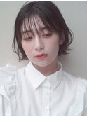 外ハネ黒髪くびれボブ