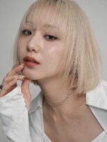 サンクマーケット 渋谷(cinq MARKET)&nbsp;渋谷ブリーチカラータッセルボブ顔周りレイヤー切りっぱなしボブ