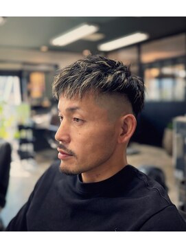 黒金ハイライト