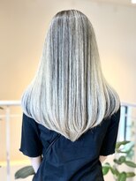 エミューバイメルシー(emmu by MERCI)&nbsp;ホワイトベージュバレイヤージュ